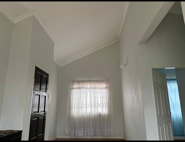 2 BEDROOM HOUSE FOR SALE IN SAVANNA CITY
